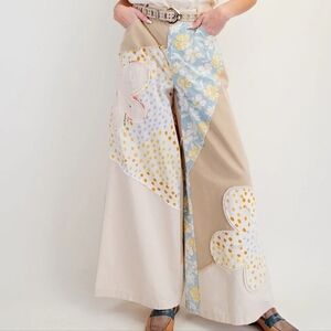 Easel Mix Match Flower Patched Woven Pants Beige NEW
